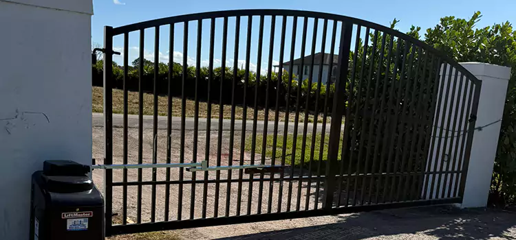 Driveway Fence Repair Pontiac